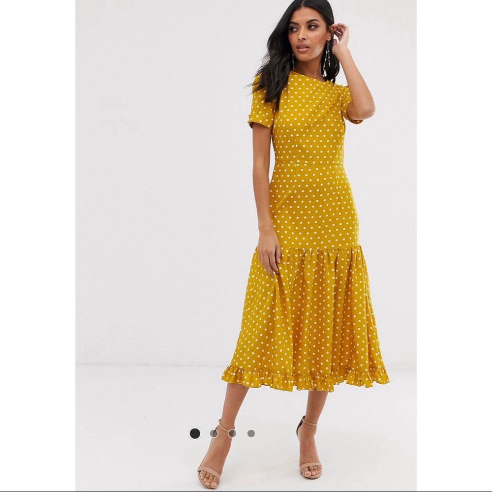 🌟 LIKE NEW! Polka Dot Maxi Dress w/ Ruffle Hem 🌟